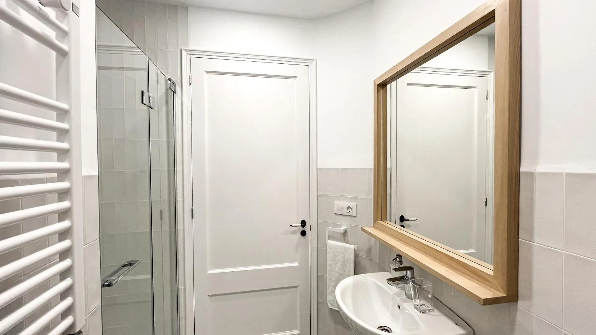 Cycle Haven Apt In Girona Center Appartamento