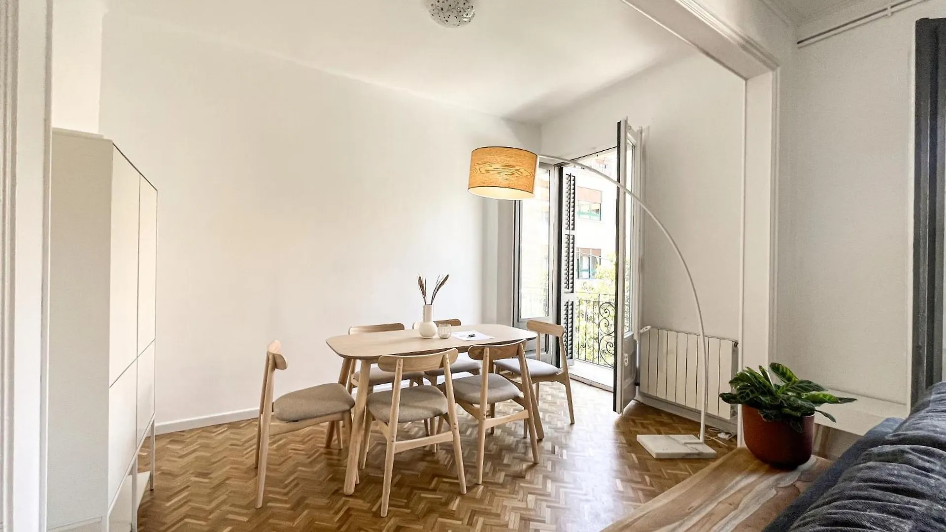 Cycle Haven Apt In Girona Center
